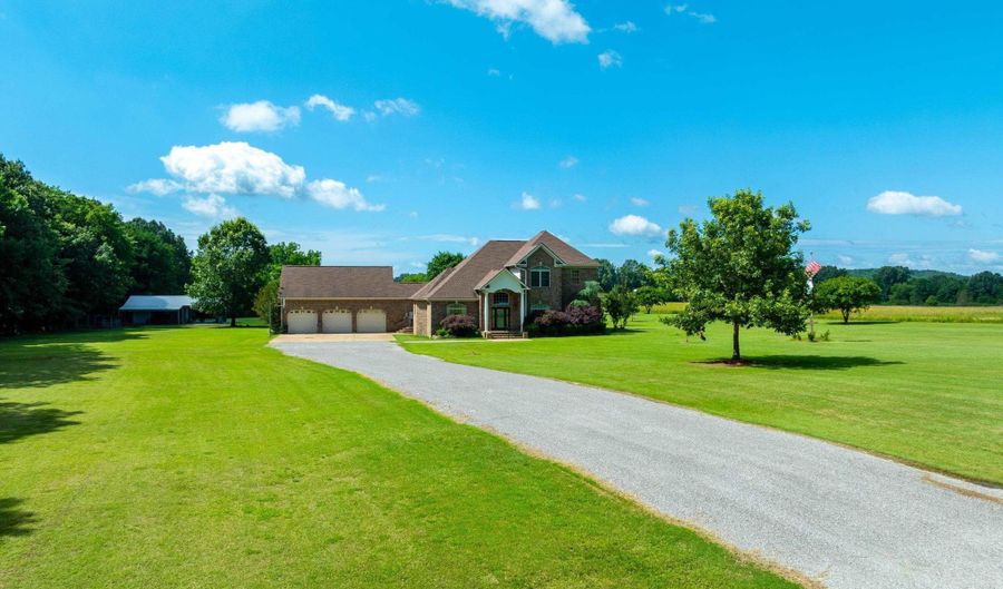 1200 Rounds Rd, Batesville, AR 72501 - 4 Beds, 4 Bath
