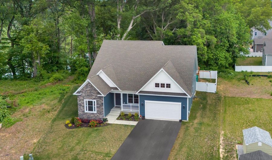 40 DOC Ct, Felton, DE 19943 - 5 Beds, 3 Bath