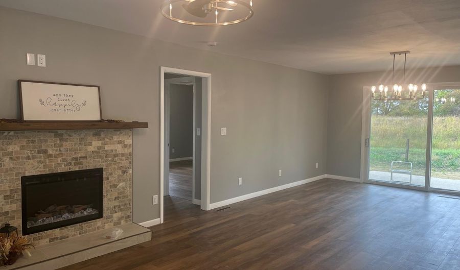 182 Warbler Ave, Ackley, IA 50601 - 3 Beds, 2 Bath