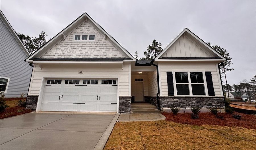 408 Redwater Trl, Aberdeen, NC 28315 - 3 Beds, 2 Bath