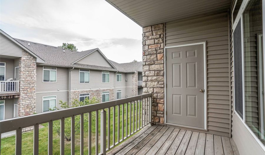 544 Kelsey Ln, Altoona, IA 50009 - 2 Beds, 2 Bath
