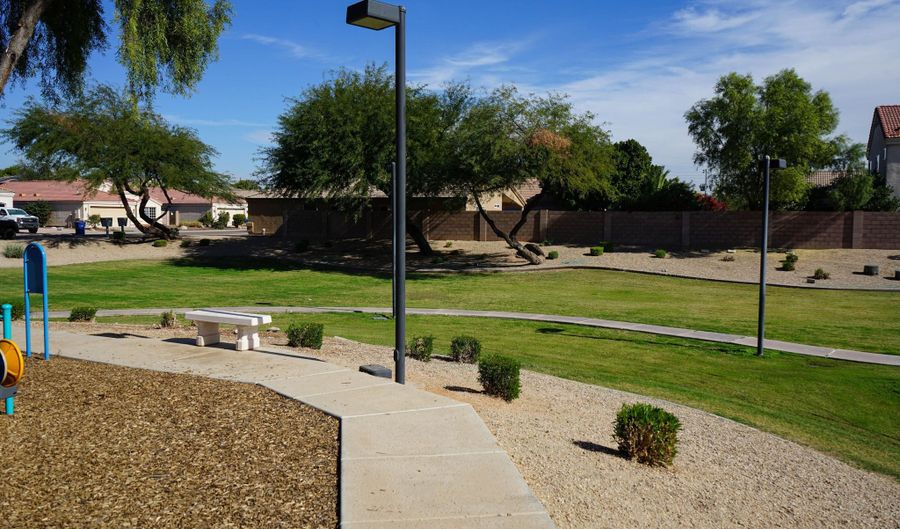 898 E MONTEREY St, Chandler, AZ 85225 - 3 Beds, 2 Bath