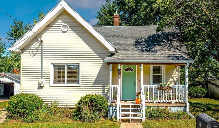 118 W South St, Bloomfield, IN 47424 - 2 Beds, 2 Bath