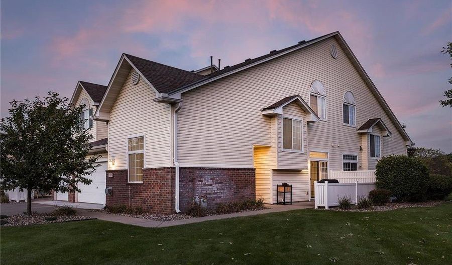 15511 Gateway Path 132, Apple Valley, MN 55124 - 2 Beds, 2 Bath