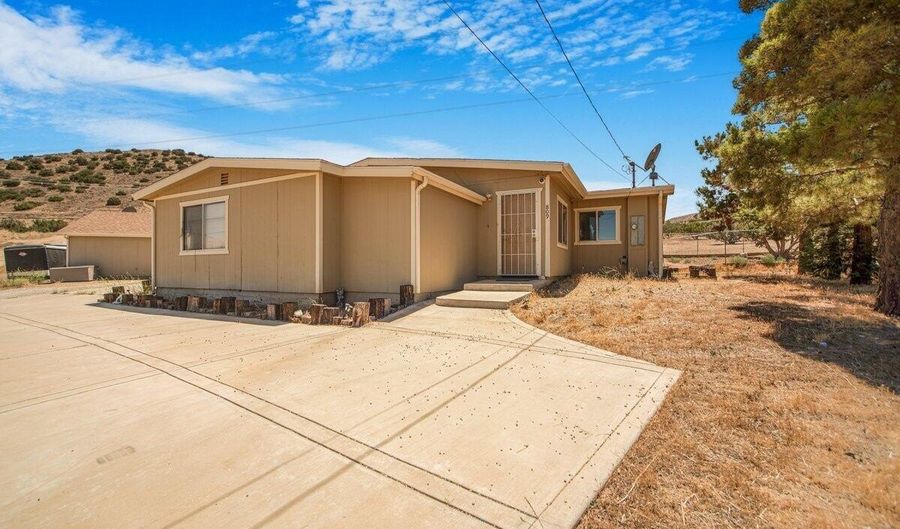 809 Berncastle Rd, Acton, CA 93510 - 3 Beds, 2 Bath