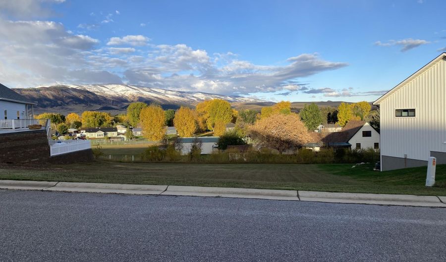 5 Black Mountain Dr, Dayton, WY 82836 - 0 Beds, 0 Bath