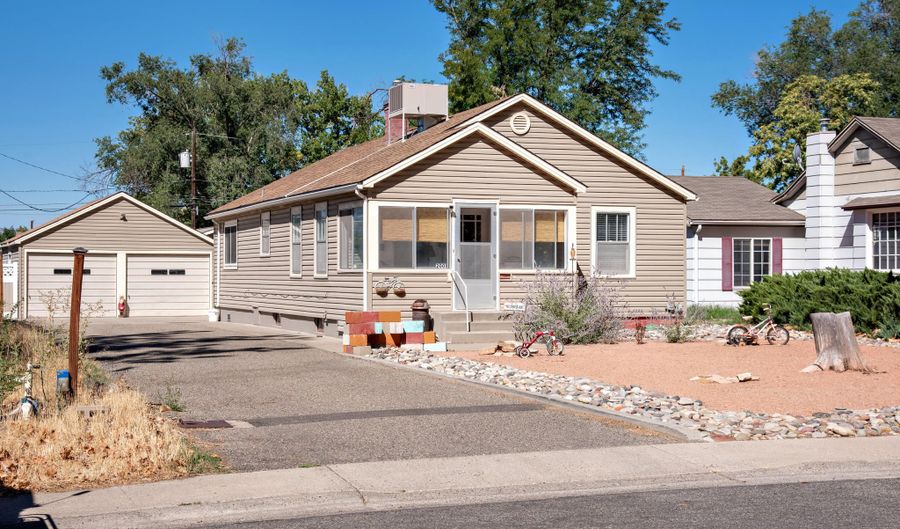 2001 N 8th St, Grand Junction, CO 81501 - 4 Beds, 2 Bath