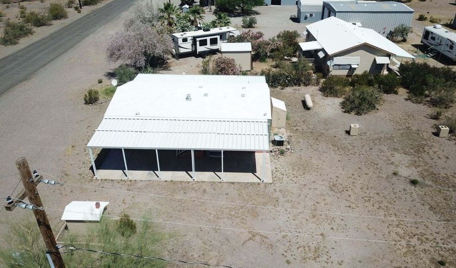 27829 Santa Fe Ave, Bouse, AZ 85325 - 2 Beds, 2 Bath