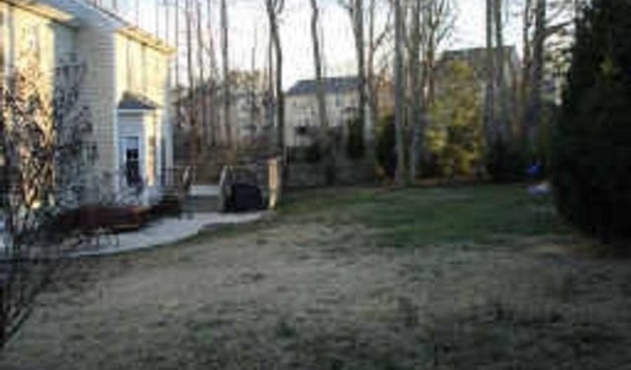106 Old House Ct, Apex, NC 27502 - 4 Beds, 3 Bath
