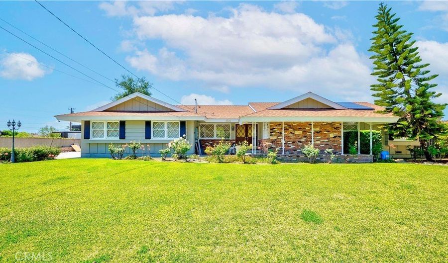 2215 El Monte Ave, Arcadia, CA 91007 - 4 Beds, 5 Bath