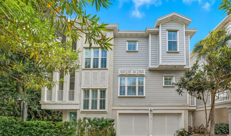 50 BEACH COTTAGE Ln, Atlantic Beach, FL 32233 - 4 Beds, 4 Bath