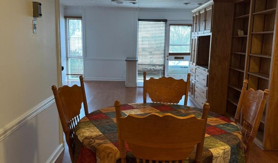 2633 FORT FARNSWORTH Rd 268, Alexandria, VA 22303 - 1 Beds, 1 Bath