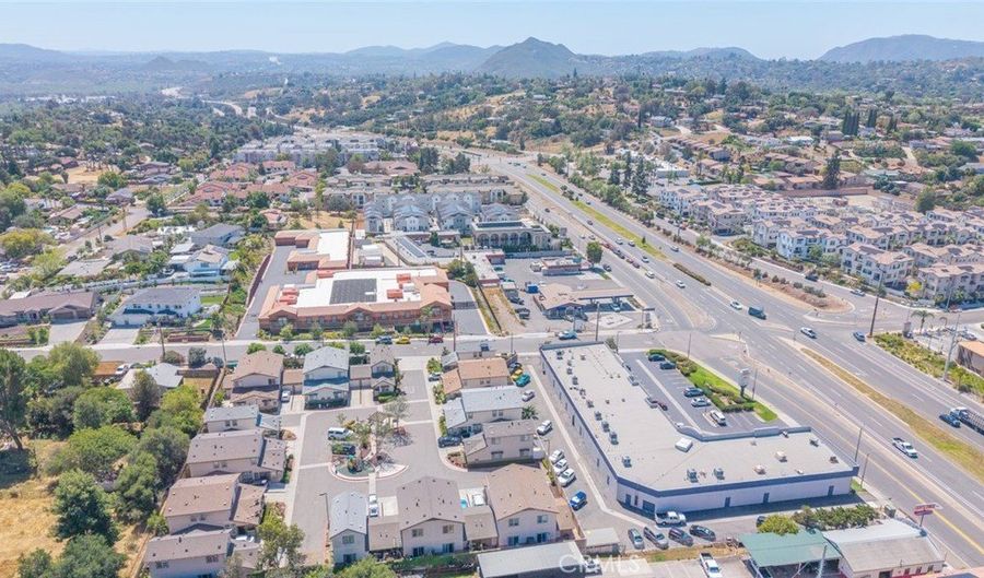 331 Brotherton, Escondido, CA 92025 - 3 Beds, 2 Bath