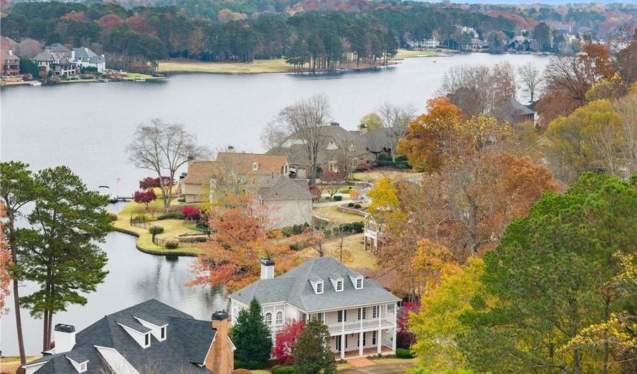 135 Staghound Ct, Alpharetta, GA 30005 - 5 Beds, 4 Bath