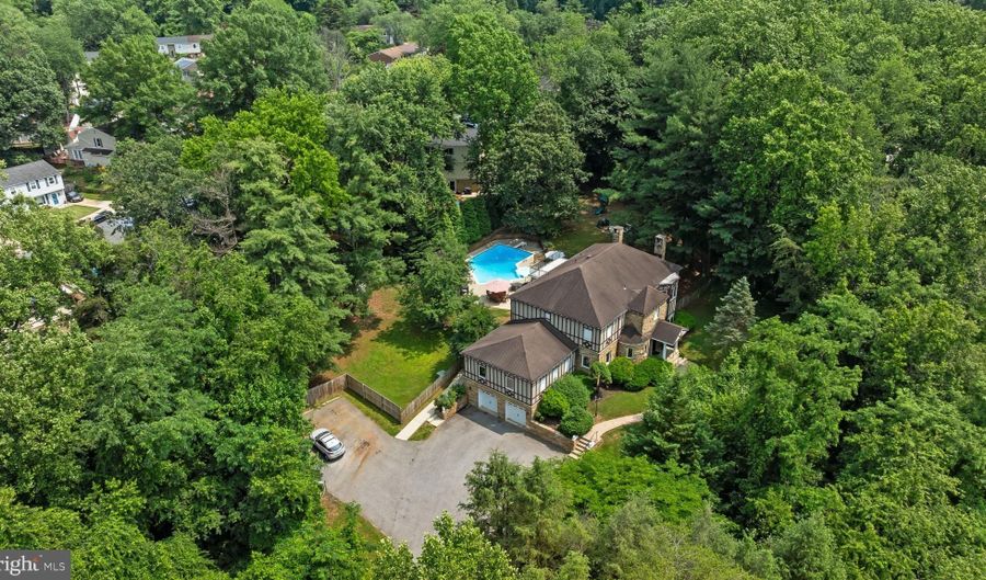 360 JONES STATION Rd, Arnold, MD 21012 - 4 Beds, 4 Bath