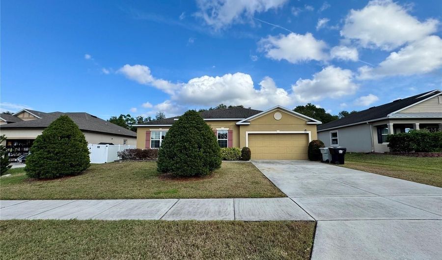 3705 APOPKA RIDGE Cir, Apopka, FL 32703 - 3 Beds, 2 Bath