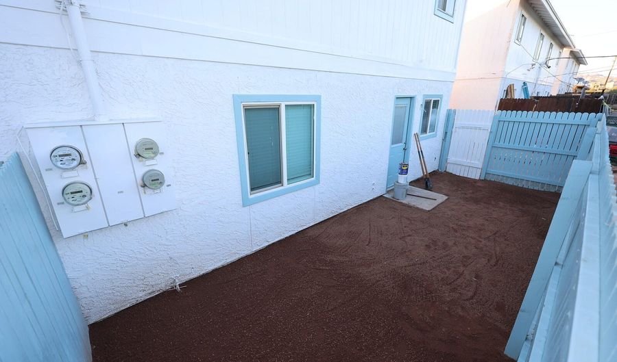 127 S Outpost Rd 2, Apache Junction, AZ 85119 - 2 Beds, 1 Bath