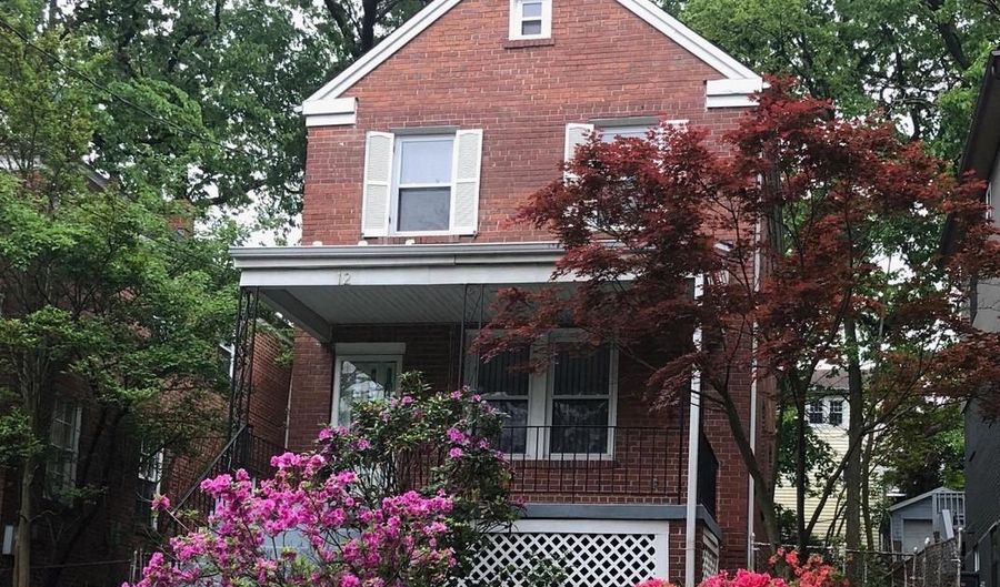 12 WALNUT St NW, Washington, DC 20012 - 3 Beds, 2 Bath