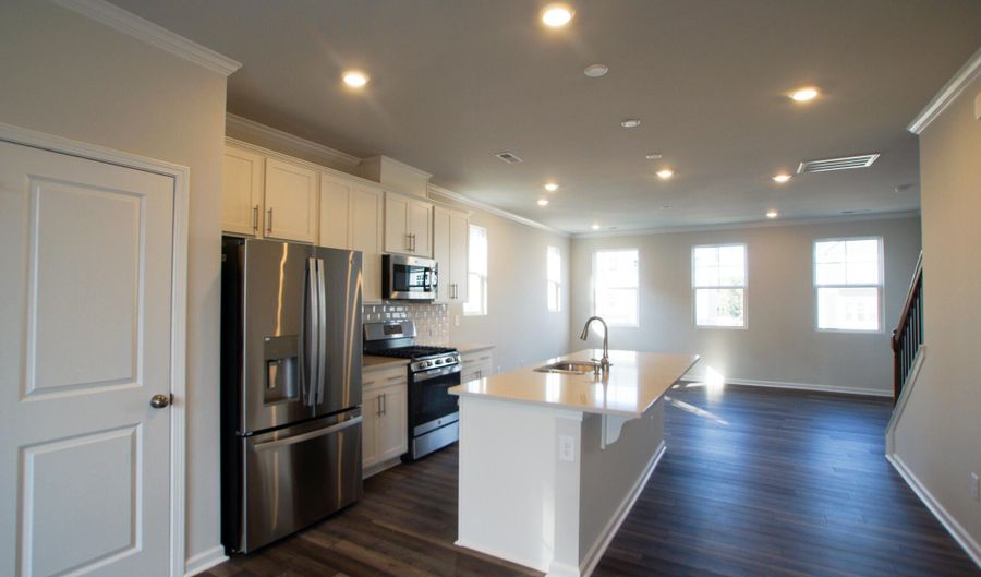 459 Carolina Springs Blvd, Apex, NC 27539 - 3 Beds, 4 Bath