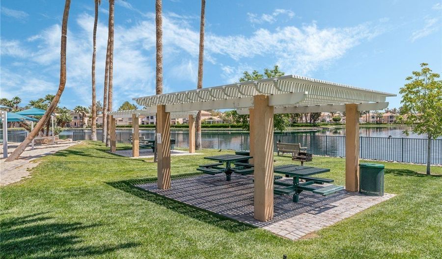 3151 Soaring Gulls Dr 1100, Las Vegas, NV 89128 - 3 Beds, 2 Bath