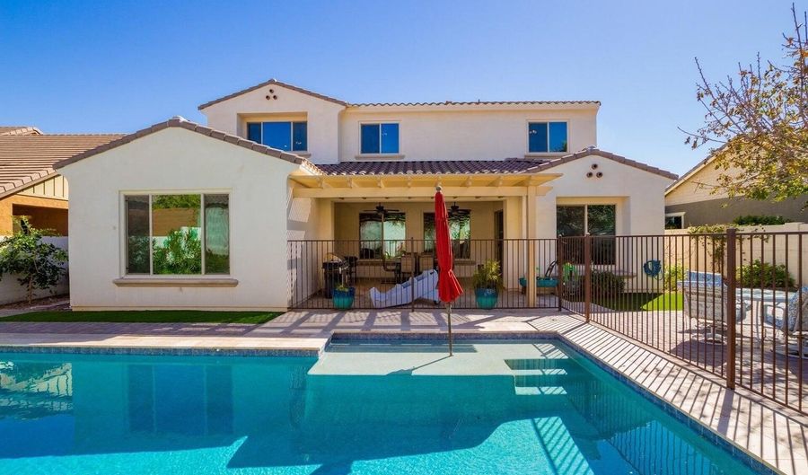 20496 W HAMILTON St, Buckeye, AZ 85396 - 5 Beds, 4 Bath