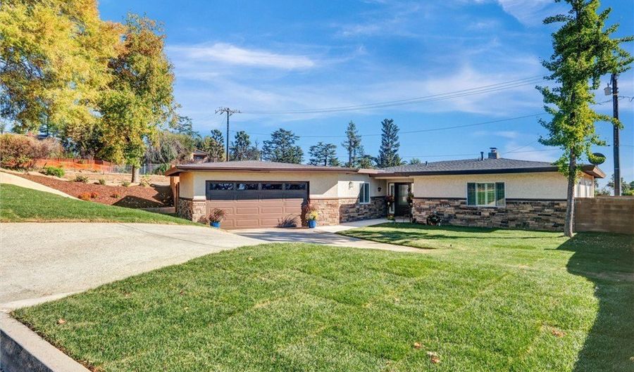 382 Alta Pne, Altadena, CA 91001 - 3 Beds, 2 Bath