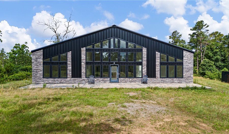 10606 Hickory Grove Rd, Belleville, AR 72824 - 3 Beds, 2 Bath