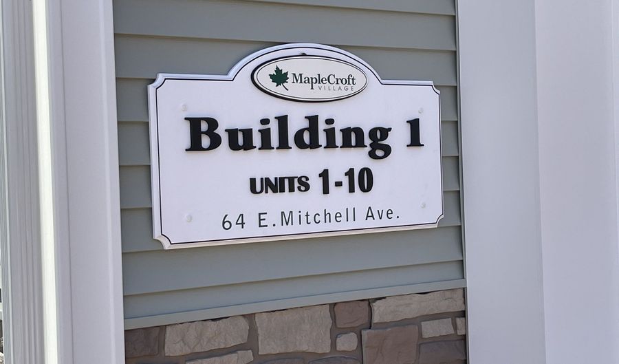 64 E Mitchell Ave 8, Cheshire, CT 06410 - 2 Beds, 2 Bath