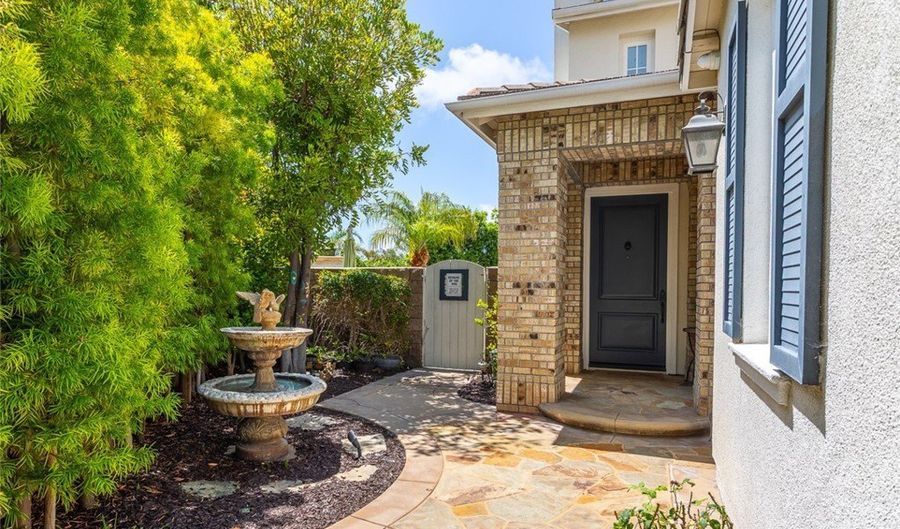 2600 Canto Rompeolas, San Clemente, CA 92673 - 5 Beds, 5 Bath
