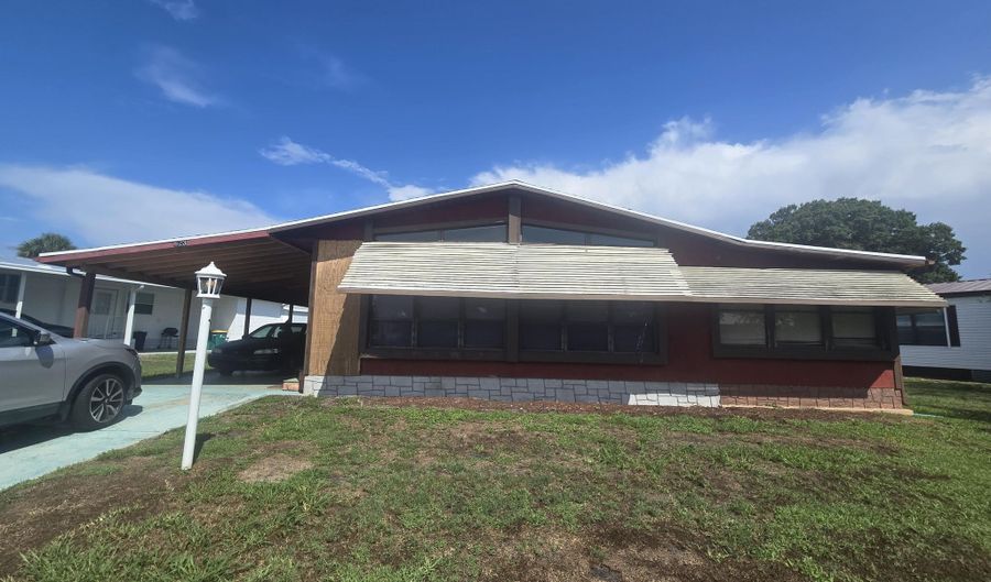 623 Marlin Cir, Barefoot Bay, FL 32976 - 2 Beds, 2 Bath