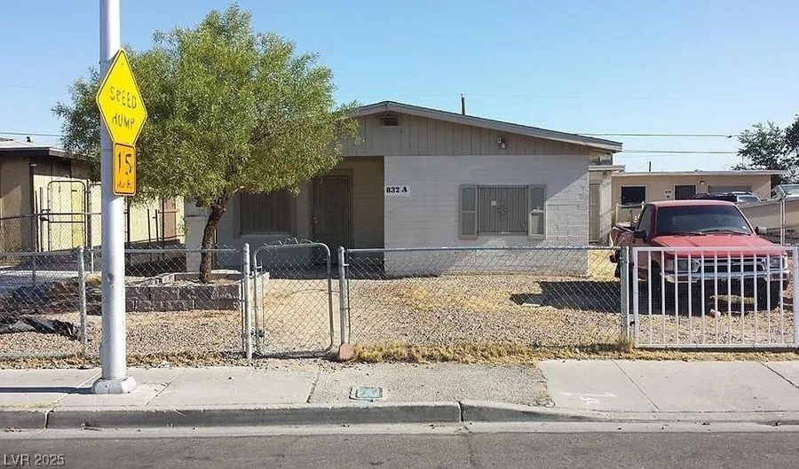 832 Hart Ave, Las Vegas, NV 89106 - 7 Beds, 3 Bath