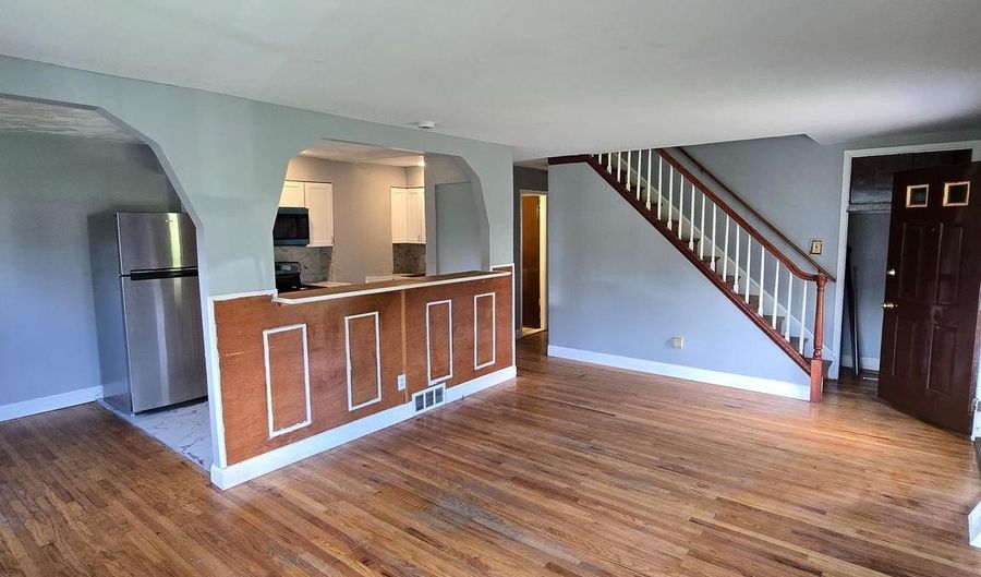 1558 EDGEWOOD Ave, Abington, PA 19001 - 3 Beds, 2 Bath