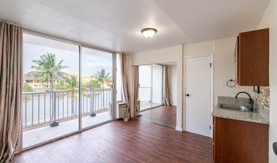 2509 Ala Wai Blvd 301, Honolulu, HI 96815 - 1 Beds, 2 Bath
