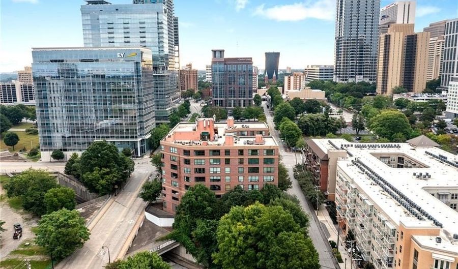 115 W Peachtree Pl NW #602, Atlanta, GA 30313 - 2 Beds, 2 Bath