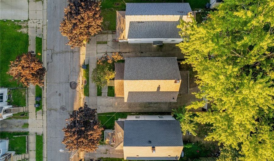 312 Upland Ave, Akron, OH 44301 - 3 Beds, 1 Bath