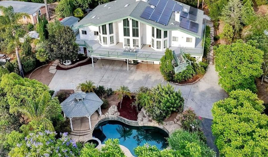 2039 E Mission Rd, Fallbrook, CA 92028 - 3 Beds, 4 Bath