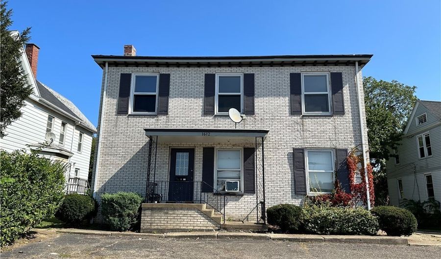 1612 Cleveland Ave NW 2, Canton, OH 44703 - 2 Beds, 1 Bath