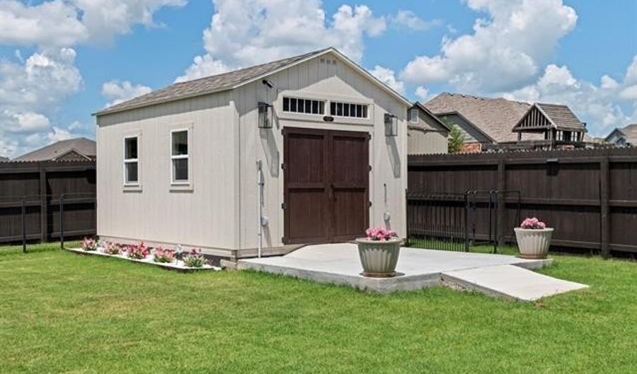 3202 Stonewall Dr, Bartlesville, OK 74006 - 5 Beds, 3 Bath