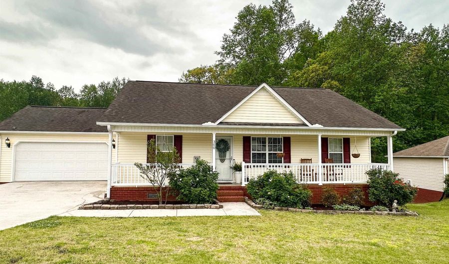 300 Temple Xing, Arab, AL 35016 - 3 Beds, 2 Bath