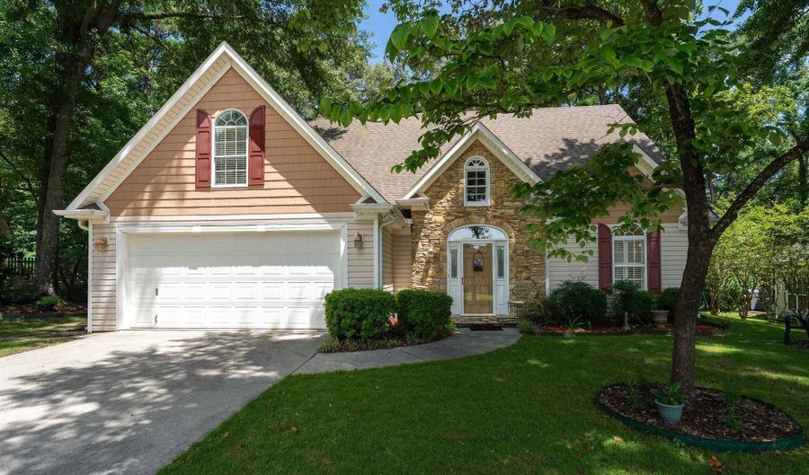 140 GREENFIELD Ln, Alabaster, AL 35007 - 4 Beds, 3 Bath