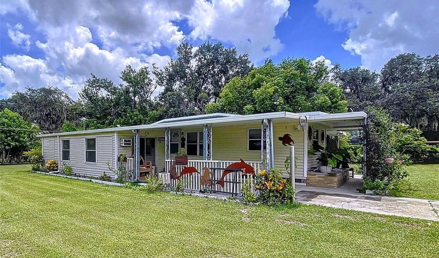 1726 FLINT Dr, Auburndale, FL 33823 - 2 Beds, 2 Bath
