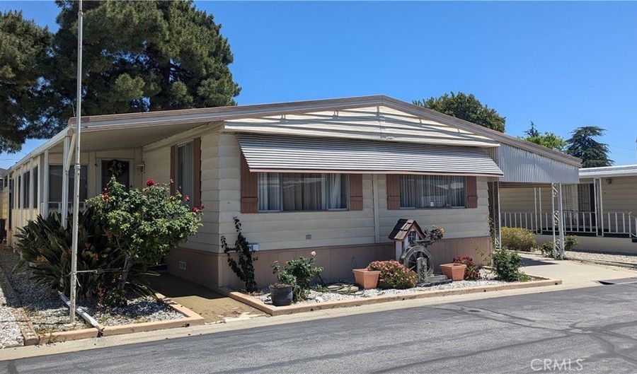 12680 4th St 8, Yucaipa, CA 92399 - 2 Beds, 2 Bath