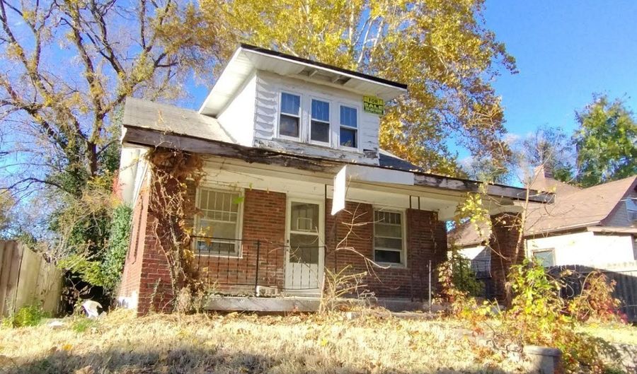 420 Jefferson Ave, Alton, IL 62002 - 3 Beds, 1 Bath