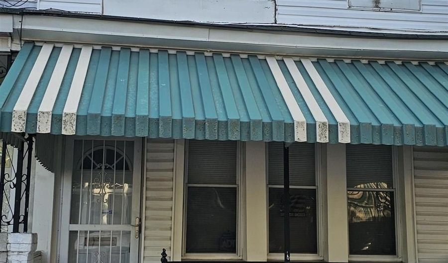 1044 N Ohio Ave, Atlantic City, NJ 08401 - 2 Beds, 1 Bath