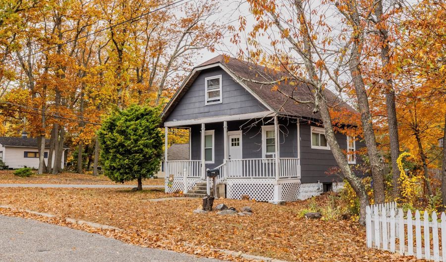 2157 ALMIRA Ave, Atco, NJ 08004 - 2 Beds, 1 Bath