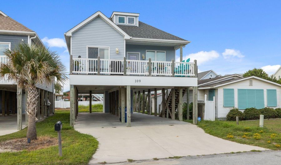109 E Terminal Blvd, Atlantic Beach, NC 28512 - 3 Beds, 2 Bath