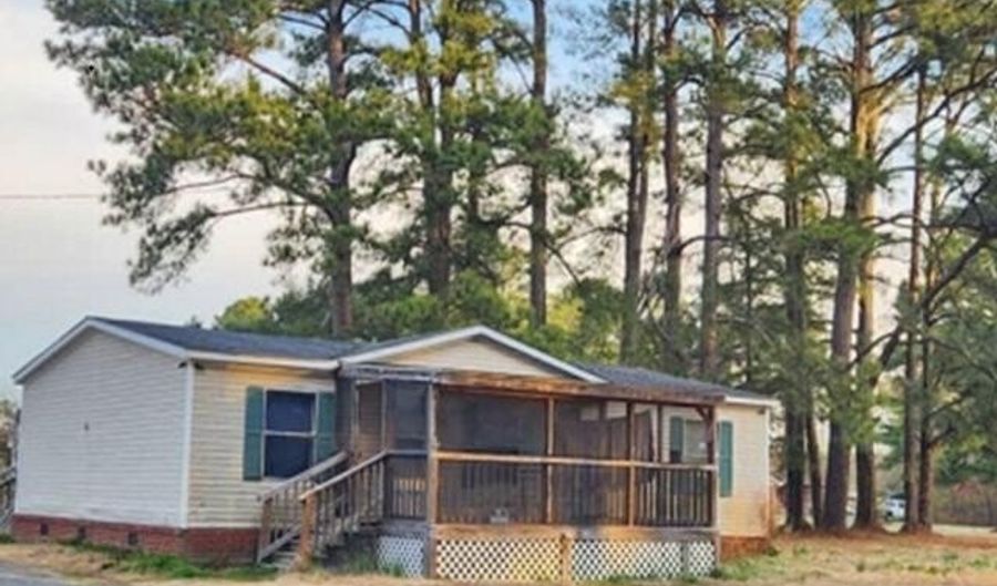 104 Poole Rd, Ahoskie, NC 27910 - 3 Beds, 2 Bath