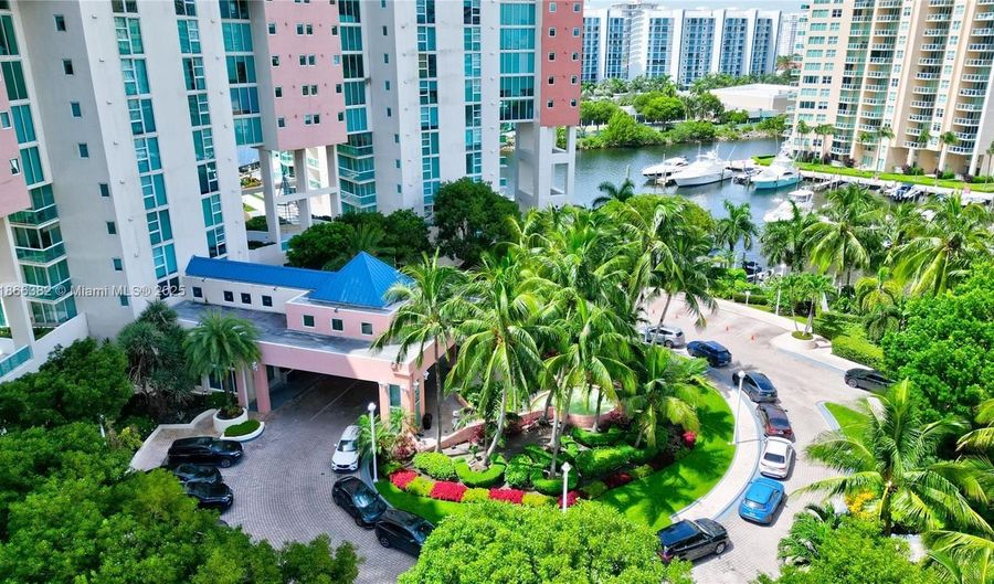 3370 Hidden Bay Dr 909, Aventura, FL 33180 - 2 Beds, 3 Bath