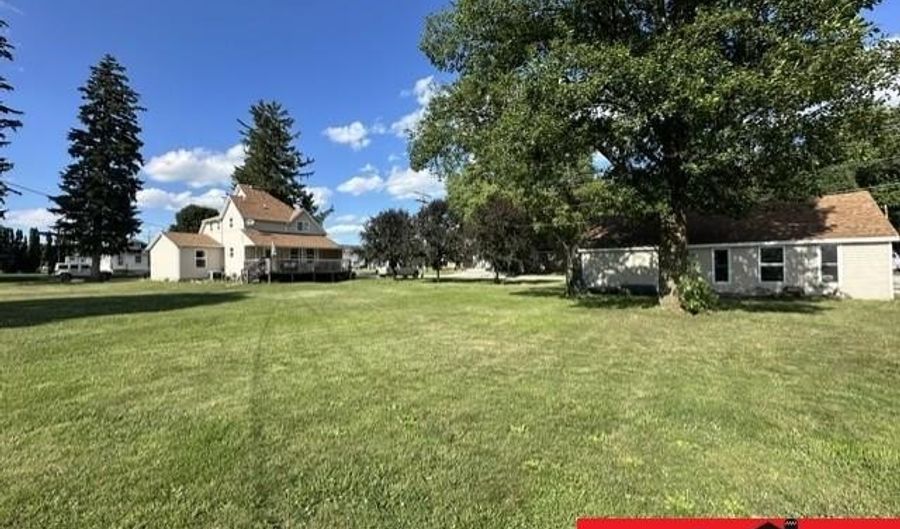 938 3rd St, Beemer, NE 68716 - 3 Beds, 2 Bath