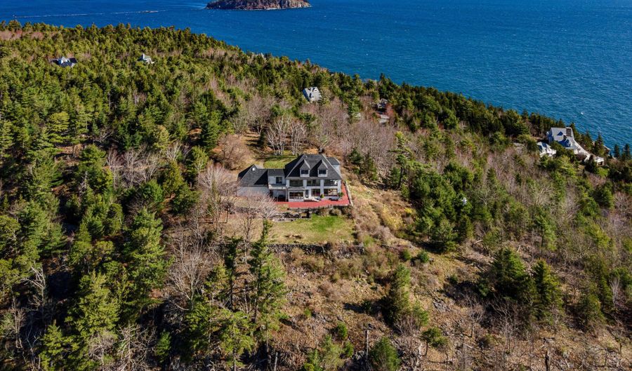 18 Greenway Ct, Bar Harbor, ME 04609 - 3 Beds, 4 Bath